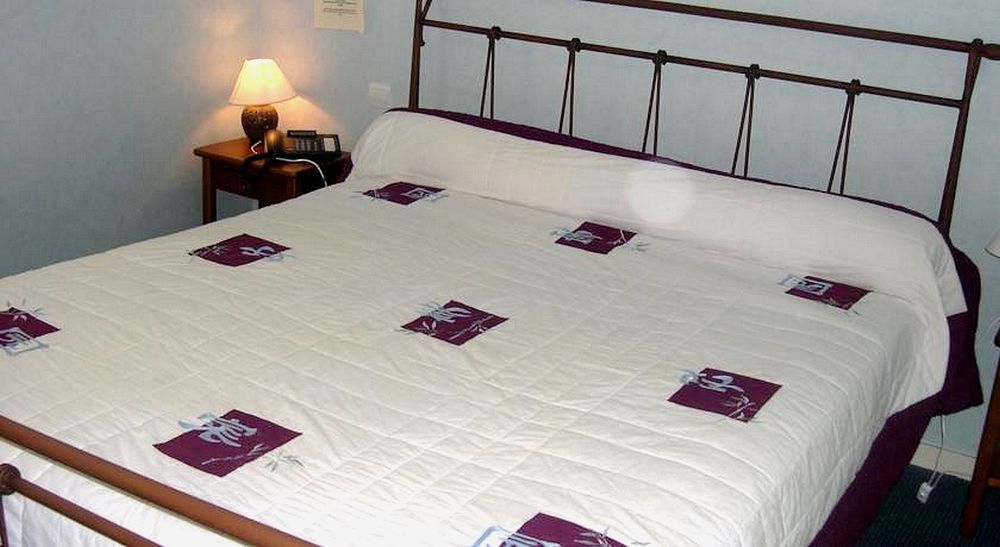 Vichères Logis-Hotel Restaurant Auberge Les Vallees Du Perche מראה חיצוני תמונה